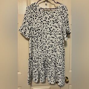 Jade by Jane small Black and White Dalmatian print drop waist short sleeve Dress